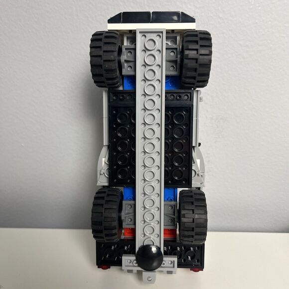 LEGO City ATV Race Team - 60148 - Complete And Fully Built - w/Minifigs & Manual - Picture 9 of 14